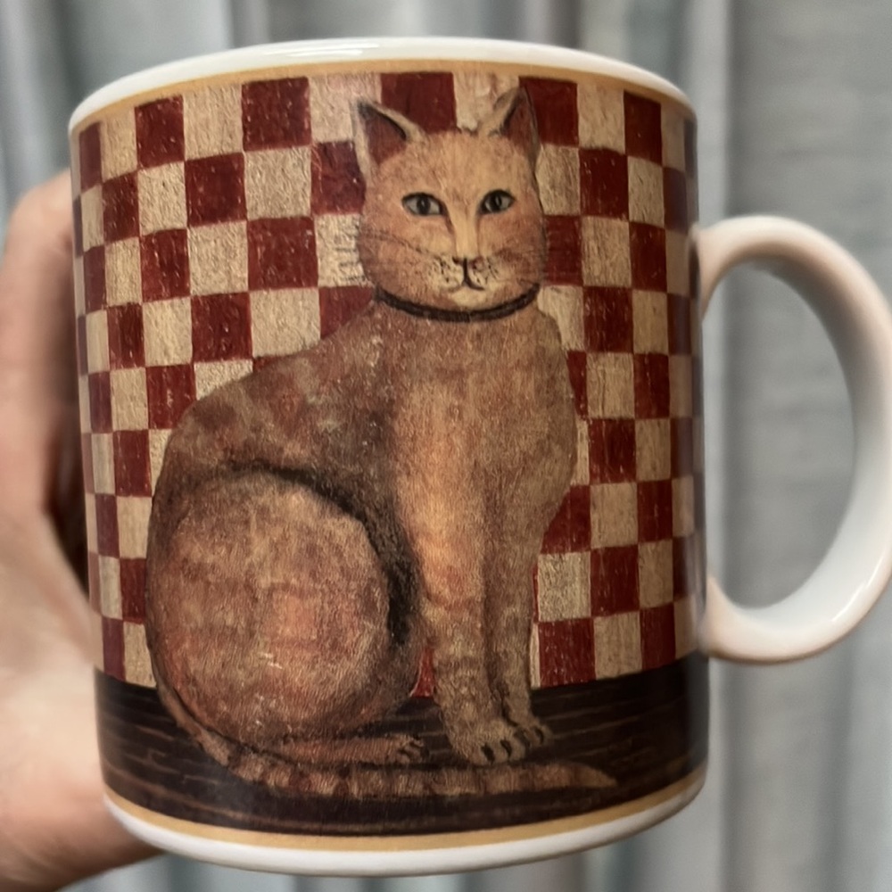 Country Kitties Coffee Mug 2004 D.C. Brown & Co Golden Cat, Gingham Background